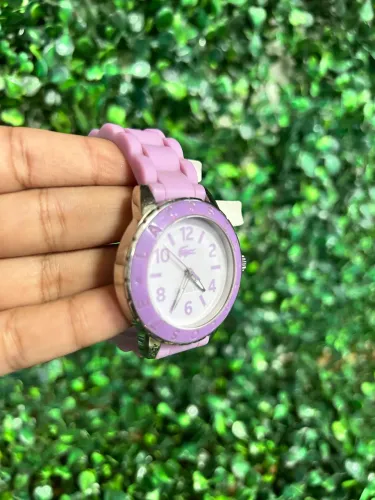 Relógio Lacoste roxo