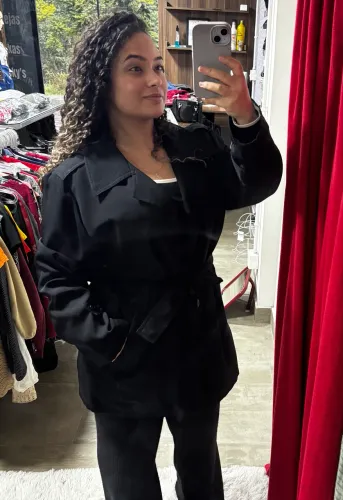 Sobretudo lindo semi novo