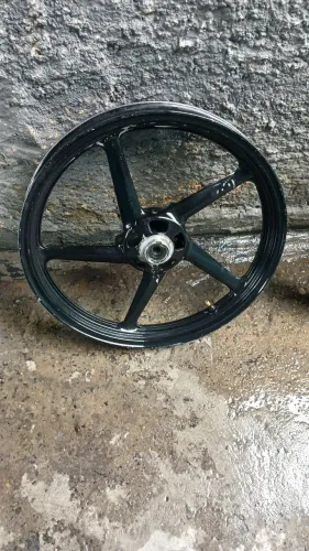 Roda de liga le ve 150c