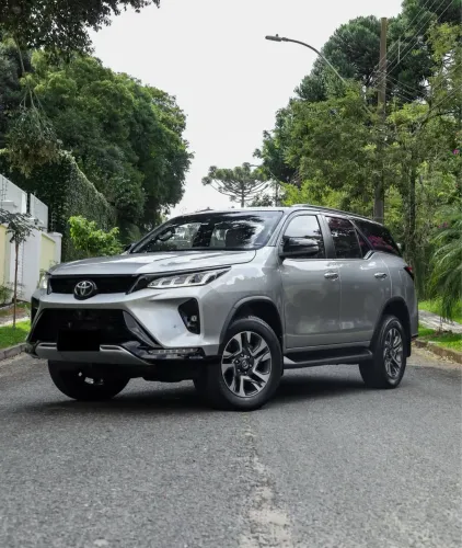 Toyota Hilux SW4 Diamond 2.8 TB 4X4 Die. Aut. 2022