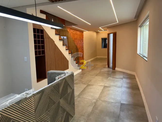 Sobrado para locação na Casa Verde com 3 quartos, 2 suítes e 2 vagas