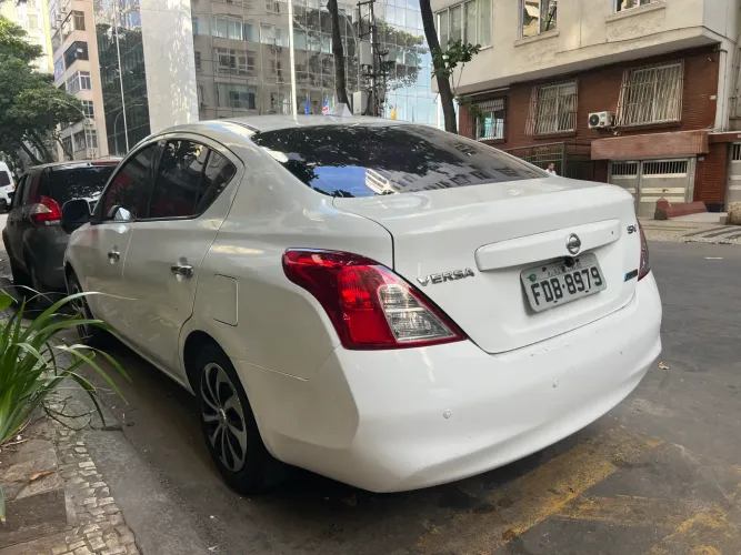 Nissan Versa SV 1.6 16V Flex Fuel 4P Mec. 2014