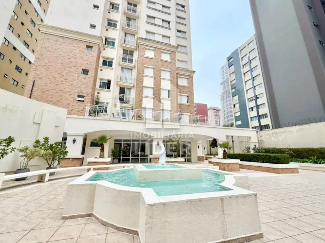 APARTAMENTO À VENDA NO ÁGUA VERDE CONFORTO, ESPAÇO E EXCELENTE LOCALIZAÇÃO