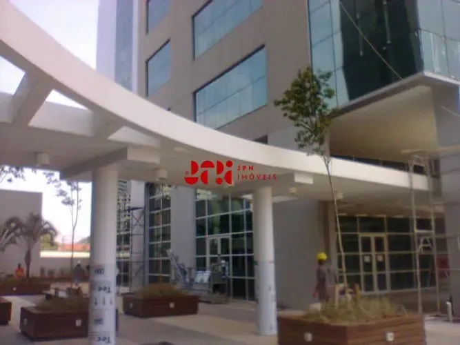 Sala comercial em Santo Amaro - 61m², 02 vagas