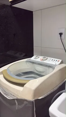 Vendo máquina de lavar microondas e tv