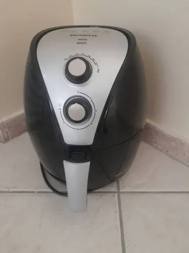 Air fray 5 litros entrego no metrô, me chama no zap *33
