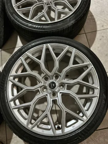 RODAS ARO 19 VITTORIA