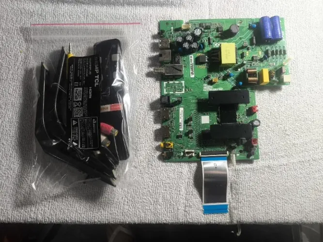 Placa Principal TV TCL 32S5200 + brindes