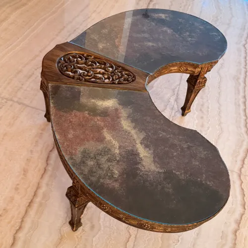 Mesa de Centro Clássica de Madeira com Vidro