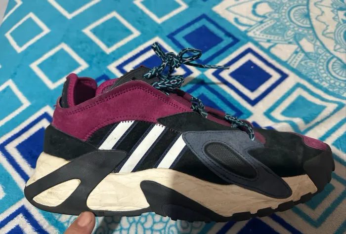 Tênis adidas stretball número 42
