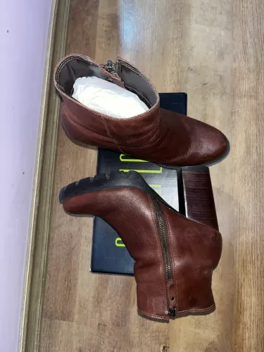 Bota Couro Marrom - 36