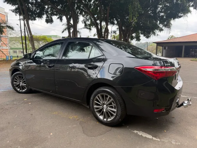 Toyota Corolla XEI 2.0 Flex 16V Aut. 2016