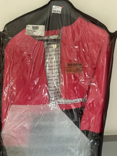 Jaqueta Carmim rosa escuro nova GG