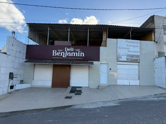 Vendo ponto com padaria completa e casa parte de cima