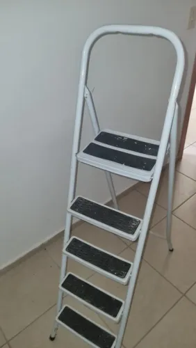 Escada de Ferro 5 Degraus 