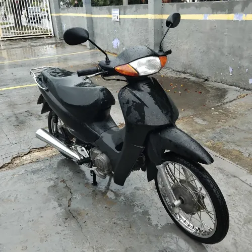Honda biz 100 es
