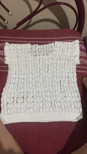 Roupa de crochê artesanal