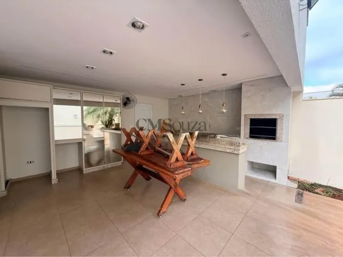 Royal Forest - Casa para alugar - 4 quartos, 2 suítes, piscina, área gourmet com churrasqu