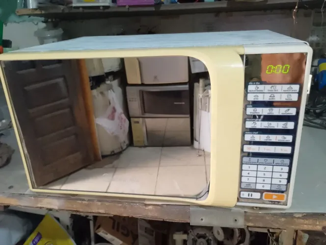Microondas Midea 20 litros
