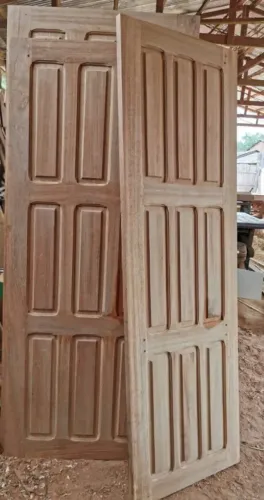 Portas madeira maciça