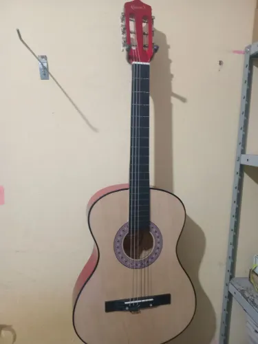 Violão queen