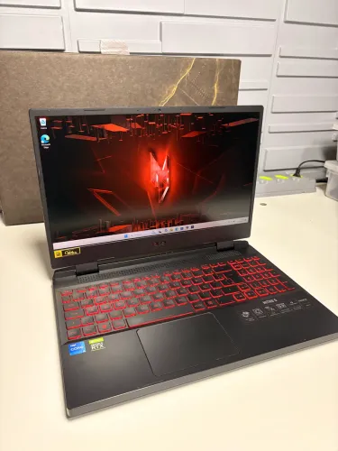 Nitro 5 / i5 12th / RTX 3050 / 16gb DDR4
