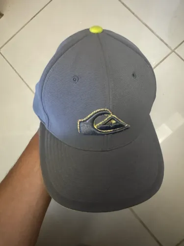 Vendo Boné QuickSilver 