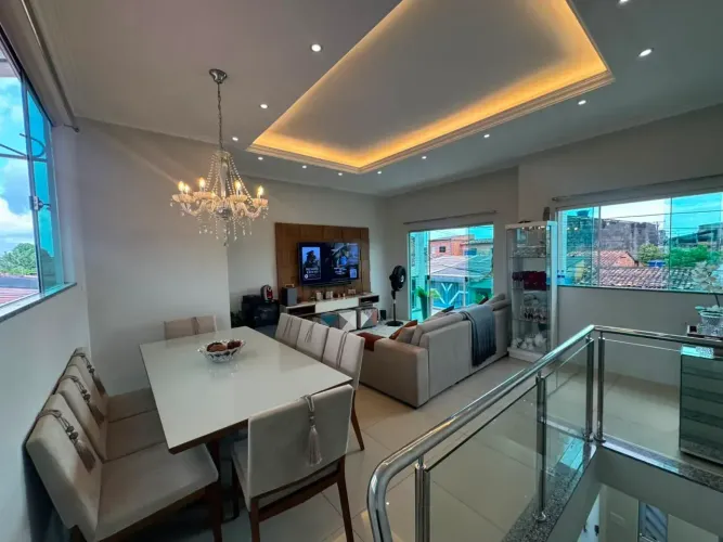 Casa Térrea Mobiliada à venda ou Aluguel 165m, 2/4 sendo 01 suíte, 01 vaga, localizada na