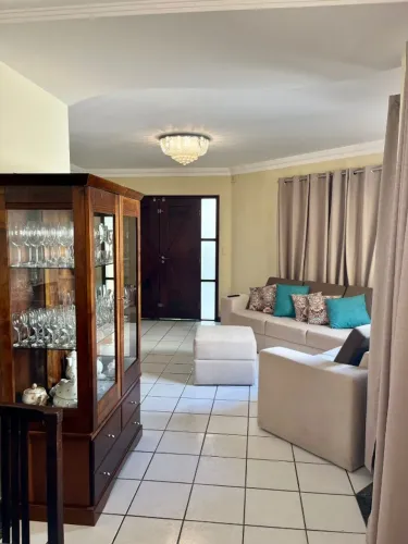 CAPIM MACIO- DUPLEX EXC. LOCALIZAÇÃO PRÓXIMO AO FAVORITO