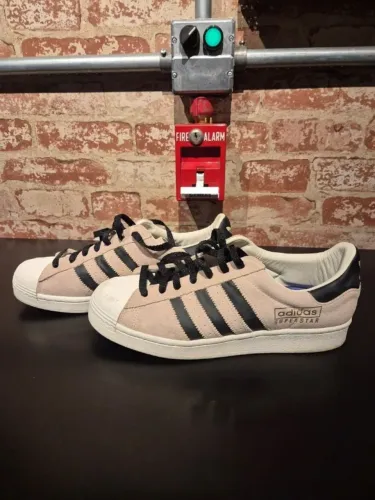 Tênis adidas original superstar bege/rosado - 42