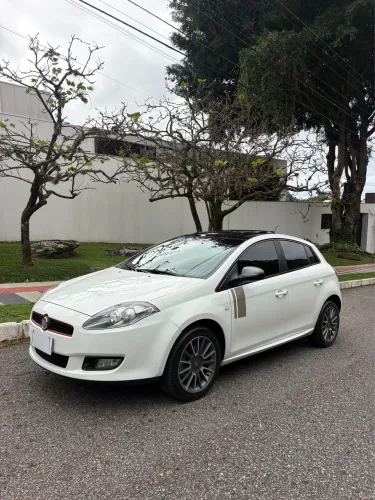 Fiat Bravo Sporting 1.8 Flex 16V 5P 2014
