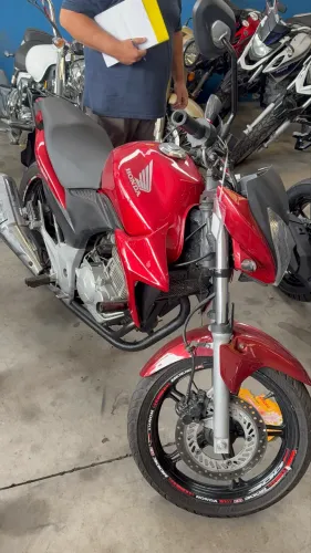 HONDA CB300R 2011