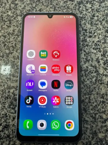 A24 128 gb