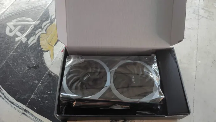 Vendo RX 6650 XT