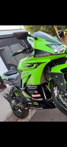 KAWASAKI NINJA 250R SPECIAL EDITION 2011