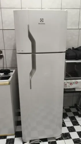 Geladeira DC35A muito conservada