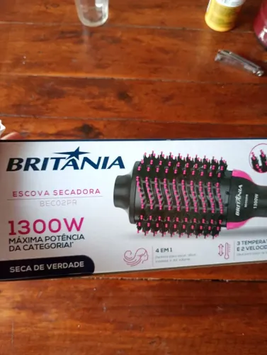 Escova secadora modeladora britania 4x1