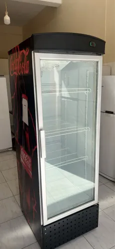 Expositora Coca Cola 127V, funcionando e R$ 2.600 no pix