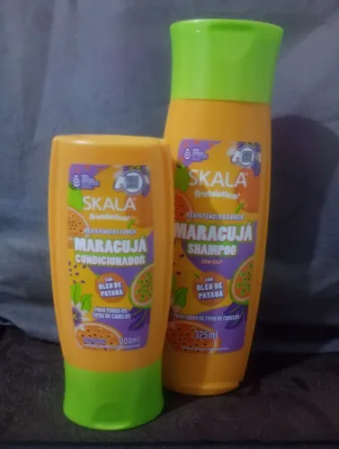 Kit de Shampoo e Condicionador da Skala de Maracujá 