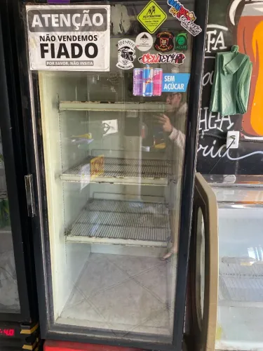 Freezer vertical cervejeiro
