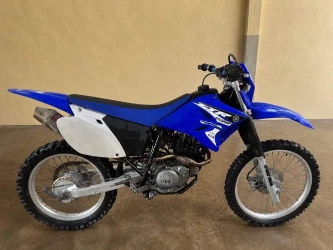 Moto de trilha Yamaha TTR230