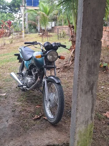 Cg Titan 125 ES