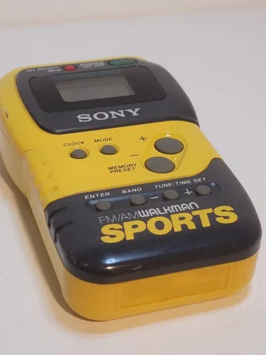 Rádio Digital Sony Sports Walkman Srf-m70 Am/fm Raro