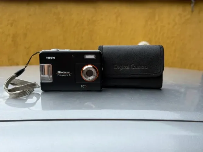 Câmera Digital Vintage Digitron Finecam 5 (FC5) FUNCIONANDO + Cartão 2GB e Bag