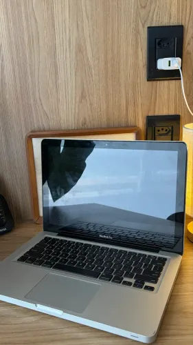 macbook pro 2011