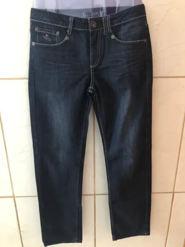 Calça jeans NOVA Tommy H. 