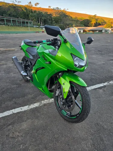 Kawasaki ninja 250r 2012