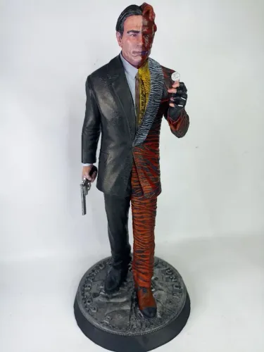 Escultura 3D Duas-Caras (Harvey Dent) - 30 cm