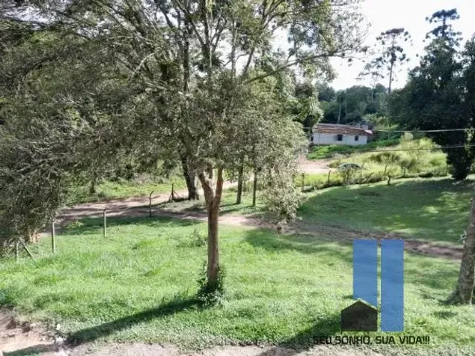 Chácara para Venda em Embu das Artes, Jardim Lídia, 7 dormitórios, 1 suíte, 4 banheiros