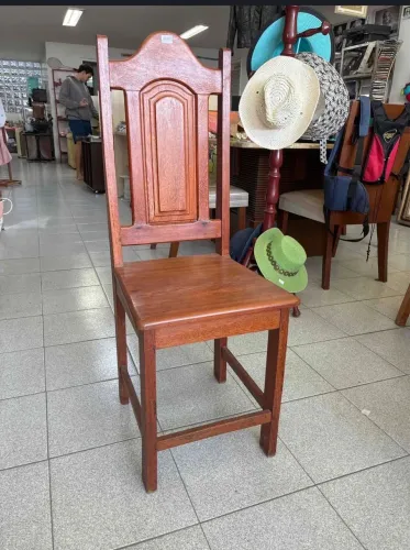 Cadeira 100% madeira